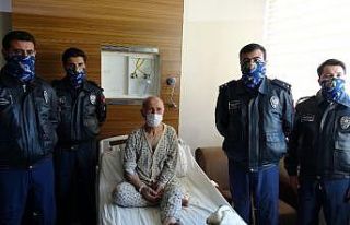 Kazım Amca hayatını kurtaran pilotlarla bir araya...