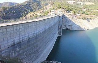 Kemer Baraj Gölü’nde su seviyesi kritik durumda