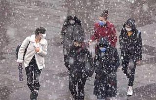 Kırıkkale güne karla başladı