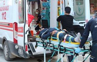 Kısıtlama saatinde ehliyetsiz kullandığı motosikletle...