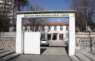 Kısıtlamada okulun bilgisayarlarını çalıp, delil...
