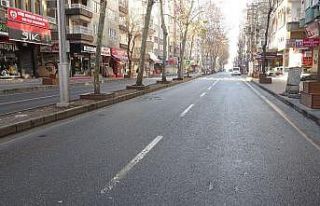 Kısıtlamanın ilk gününde Diyarbakır sessizliğe...
