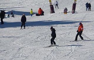 Kısıtlamaya saatler kala pistler doldu taştı