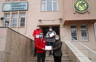 Kızılay uzaktan eğitime teknik destek sunuyor