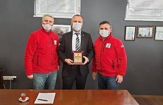Kızılay’dan hayırseverlere teşekkür plaketi...