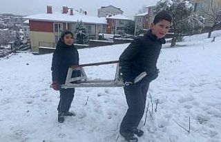 Kocaeli’de eğlenceli kar manzaraları
