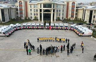 Kocaeli’de sağlık hizmetlerine 30 yeni ambulans...
