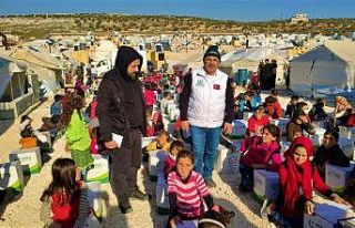 Kocaeli’de toplanan yardımlar savaşın çocuklarına...