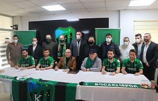 Kocaelispor’dan imza şov
