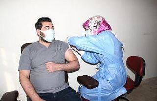 Konya’nın Yunak ilçesinde ilk Covid-19 aşısı...