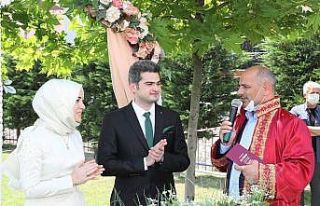 Körfez’de 2020’de 858 çift  ‘evet’ dedi