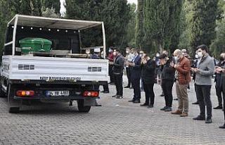 Korona kurbanı baba oğul yan yana defnedildi