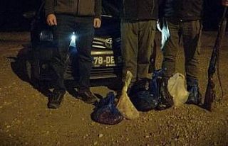 Koruma altındaki karacaları avlayan 6 kişiye 20...