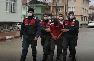 Köyün su şebekesi kablolarını çalan hırsızlar...