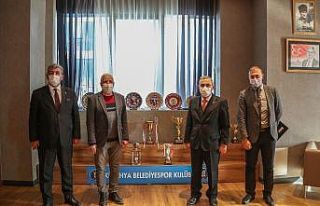 Kulüplere yapılacak yardımları istişare ettiler