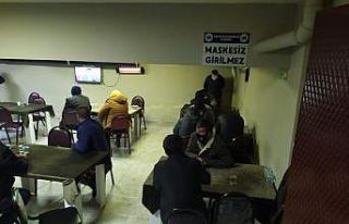 Kumarhanede pişkinliğin böylesi ’maskesiz girilmez’...