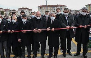 Kütahya’da Dumlupınar Semt Pazarı açıldı