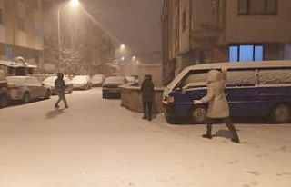 Kütahya’da vatandaşların kar keyfi