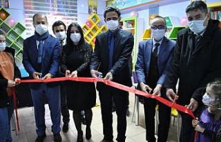 ’Kütüphanesiz okul kalmasın’ projesinde 8....