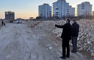 Lise Caddesindeki çalışmalar sürüyor