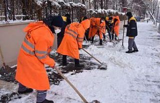 Malatya’da karla mücadele aralıksız sürüyor