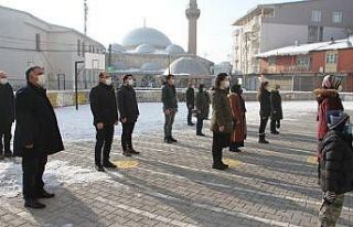 Malazgirt’te bayrak töreni