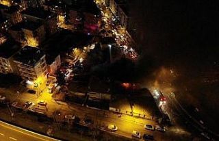 Maltepe’de hurdalık alanda çıkan yangın havadan...