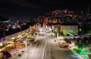 Mamak’ta caddeler ışıl ışıl