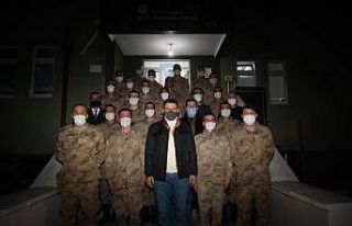 Mehmetçiğe çifte sürpriz