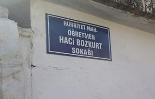Merhum Gazeteci Bozkurt’un adı sokağa verildi