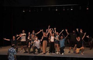 Mersin Büyükşehir Belediyesi Şehir Tiyatrosu 3...