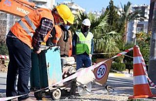 Mersin’de 18,5 kilometrelik bisiklet yolu çalışmaları...