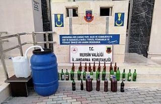 Mersin’de 239 litre kaçak içki ele geçirildi