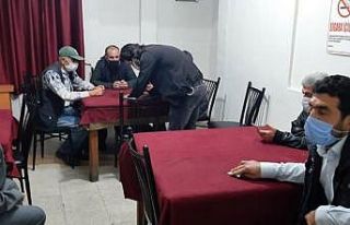 Mersin’de kumar oynayan 40 kişiye 126 bin lira...