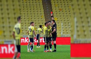 Mert Hakan Yandaş, Sivas deplasmanında forma giyebilecek