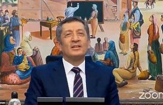 Milli Eğitim Bakanı Selçuk: "Daha güzel günler...