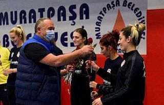 Muratpaşa Belediyespor’da Kadir Ayar dönemi resmen...