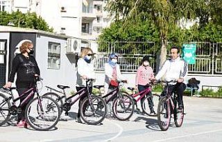 Muratpaşa’dan bisiklet eğitimi