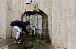 Musluklarını bile çaldılar, 200 yıldır durmadan...