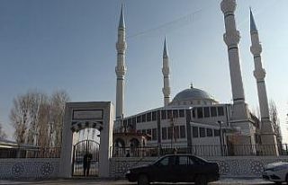 Muş’un ikinci büyük camisi Sungu’da ibadete...