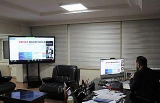 Niğde Belediye Başkanı Emrah Özdemir;