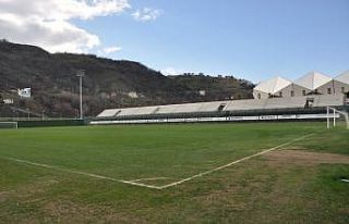 Ortahisar Yavuz Selim Stadı 5 bin kişilik kapasiteye...