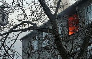 Ortaköy’de alev alev yanan daire paniğe neden...