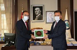 Osmangazi Üniversitesi’nden Rektör Beydemir’e...