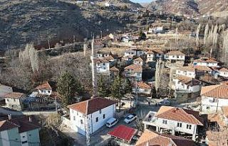 Osmanlı dönemine ait tarihi Üçköy Camii restore...