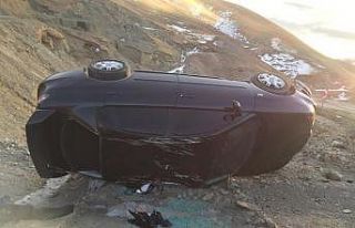 Otomobil takla attı: 3 yaralı