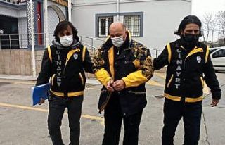 Otomobildeki cinayetin nedeni, boş şişe kavgası