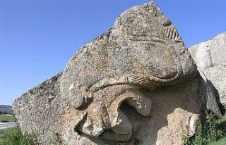 (Özel) Gizemli Frig vadisinin en dikkat çekici eseri:...