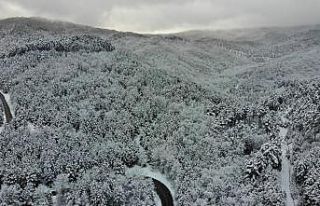(Özel) Kazdağları’nın beyaz örtüsü havadan...