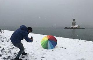 (Özel) Kız Kulesi beyaz gelinliğini giydi: Fotoğrafçıların...